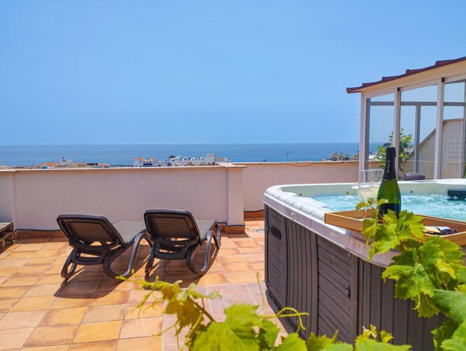 Penthouse With Jacuzzi And Spectacular Sea Views Διαμέρισμα Nerja Εξωτερικό φωτογραφία