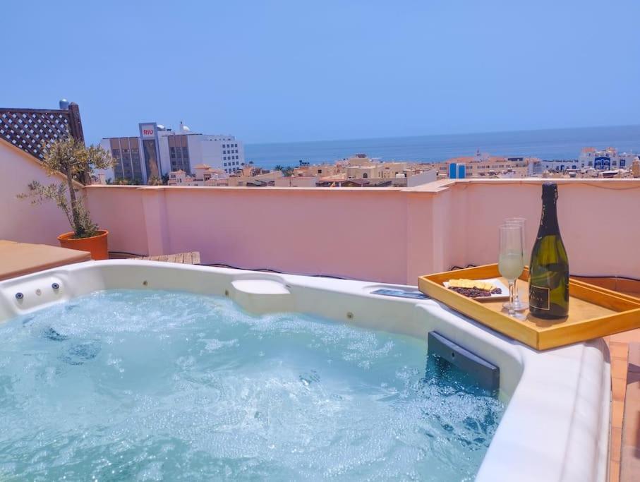 Penthouse With Jacuzzi And Spectacular Sea Views Διαμέρισμα Nerja Εξωτερικό φωτογραφία